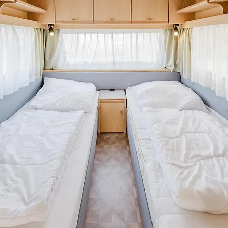 Tibu - Mietwohnwagen Camping